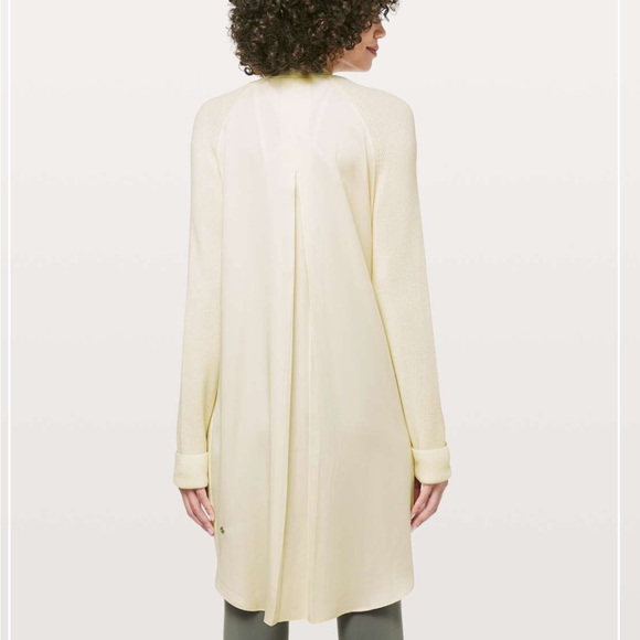 Lululemon Still At Ease Wrap (size 8) Angel Wing Color - Picture 3 of 11